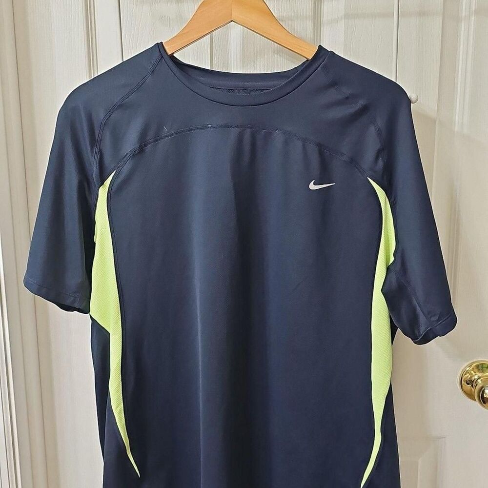 Nike NikeFit DRY Men's XL Navy Blue with Lime Green Mesh Training Tee